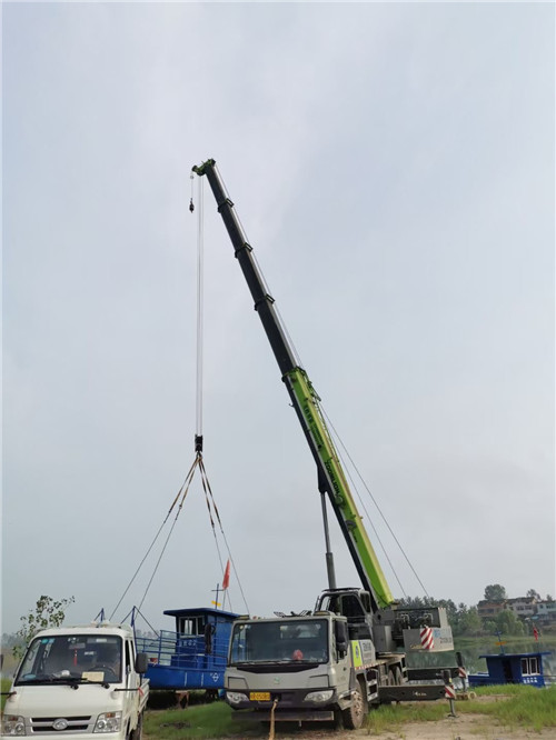 湖南桥梁建设吊装案例