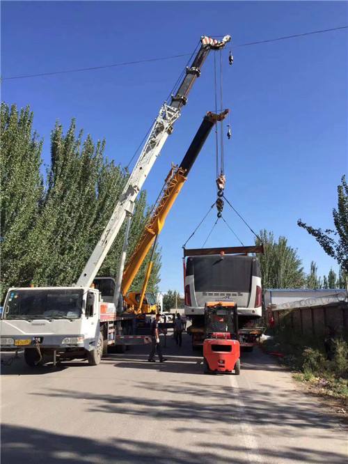 湖南港口集装箱搬运案例